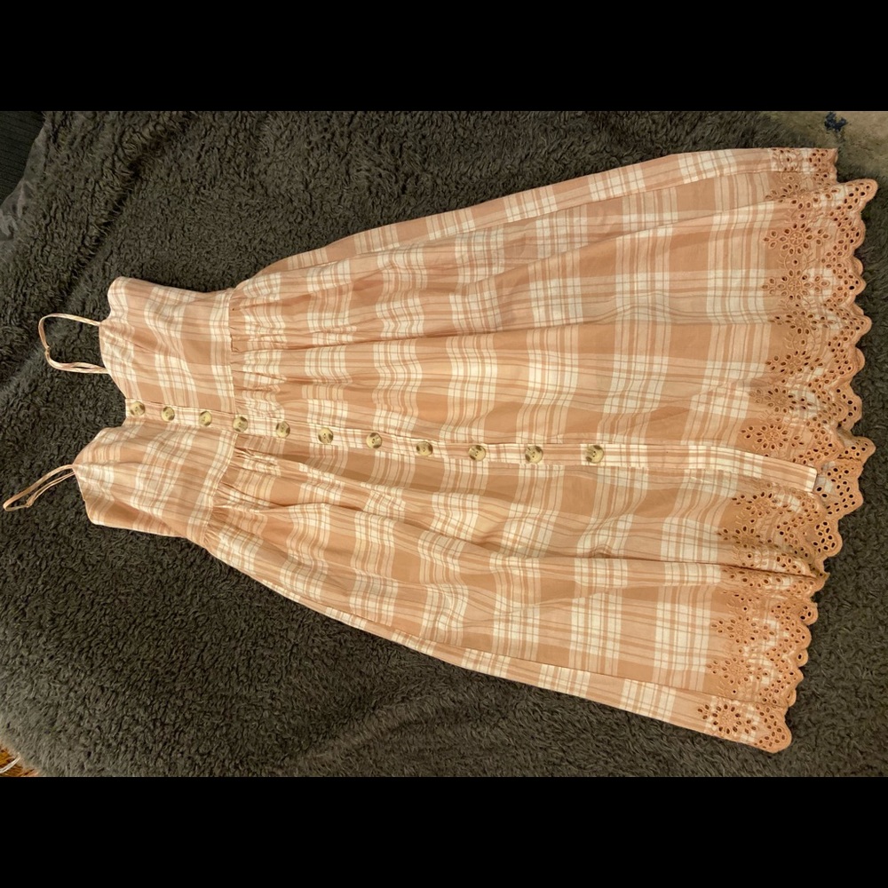 Francesca Dress size medium. Has pockets!!
